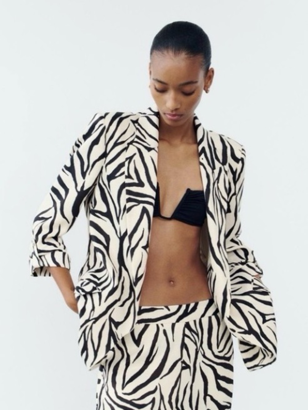❤️Zara Zebra Print Blazer - Black & Cream